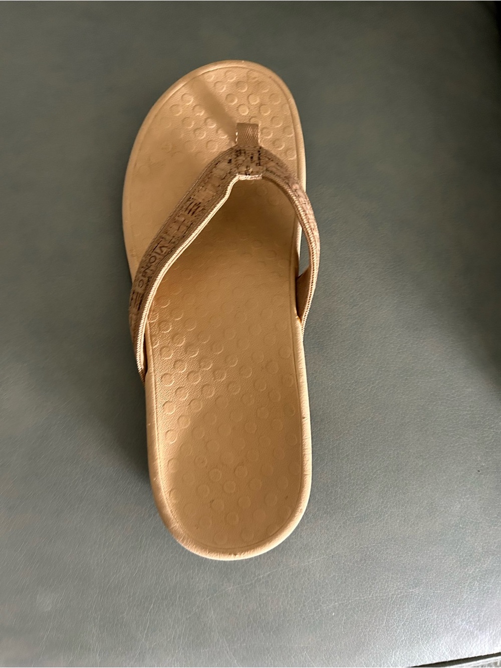 Vionic Single Left Women's Beige Rose Gold Flip Flop Sandal for Amputees